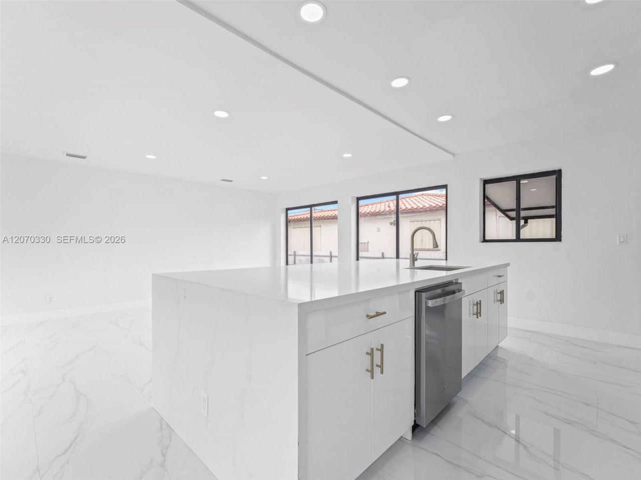2500 SW 23rd Ter , Miami, FL 33145 Photo