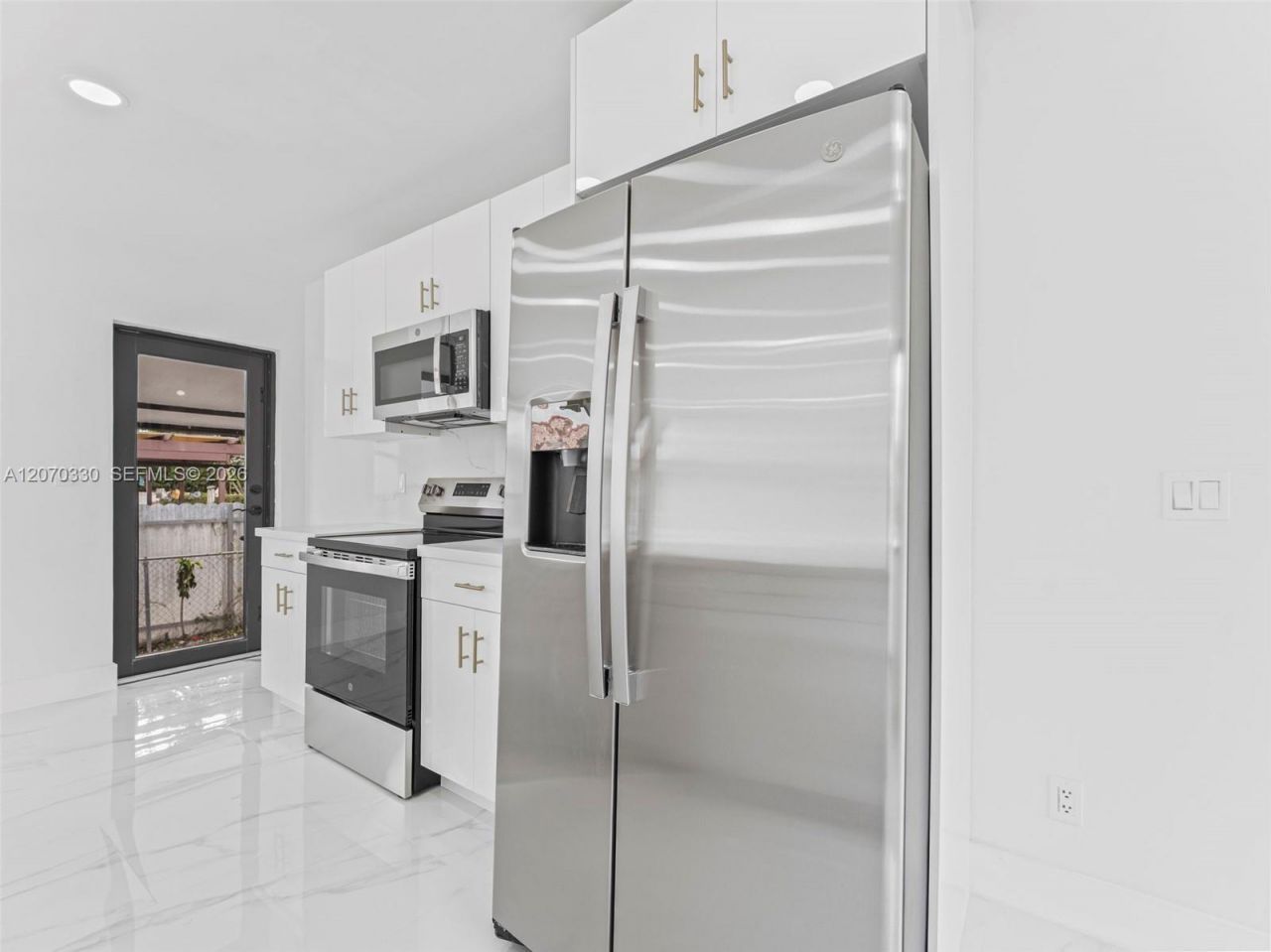 2500 SW 23rd Ter , Miami, FL 33145 Photo