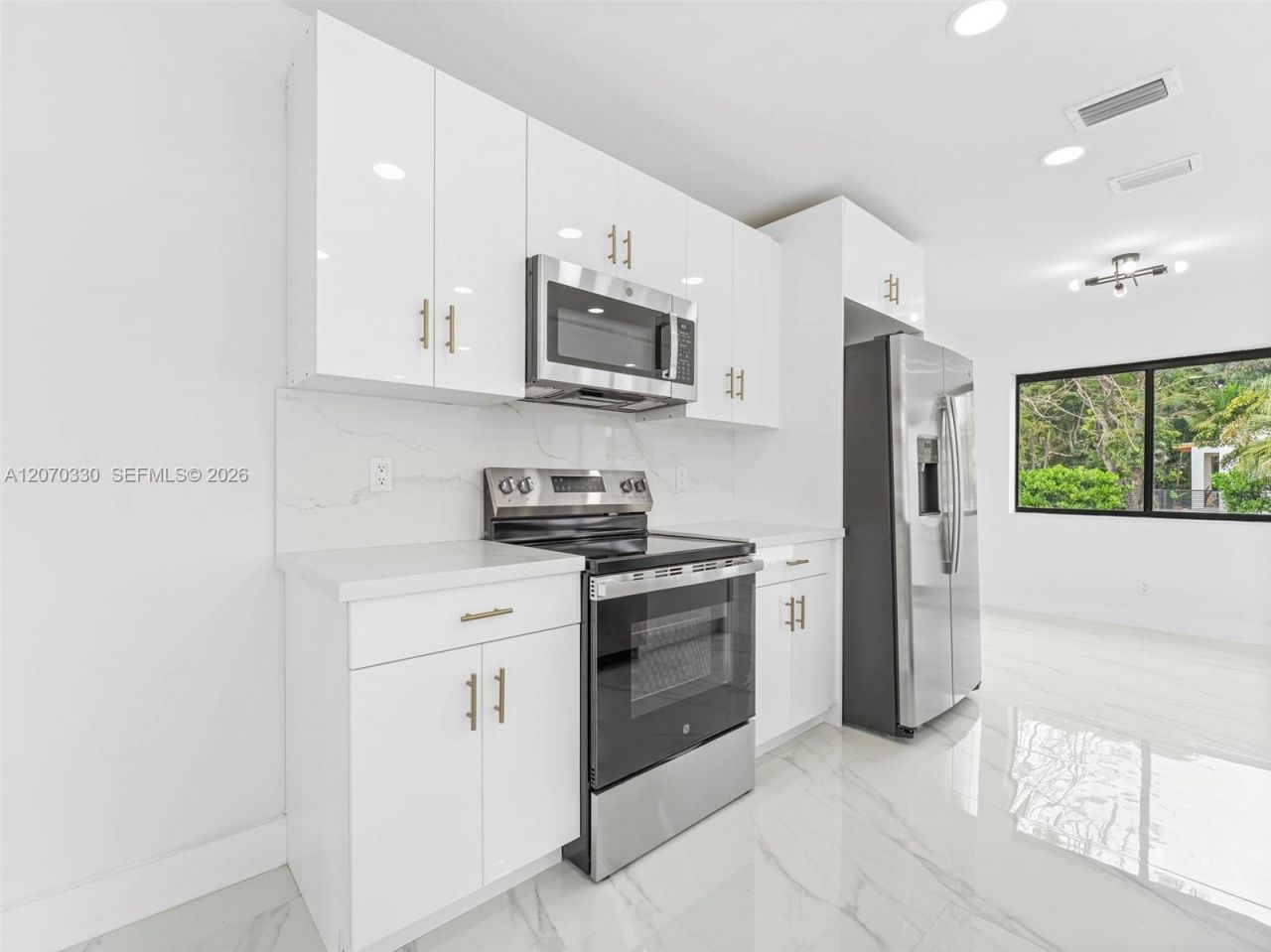 2500 SW 23rd Ter , Miami, FL 33145 Photo