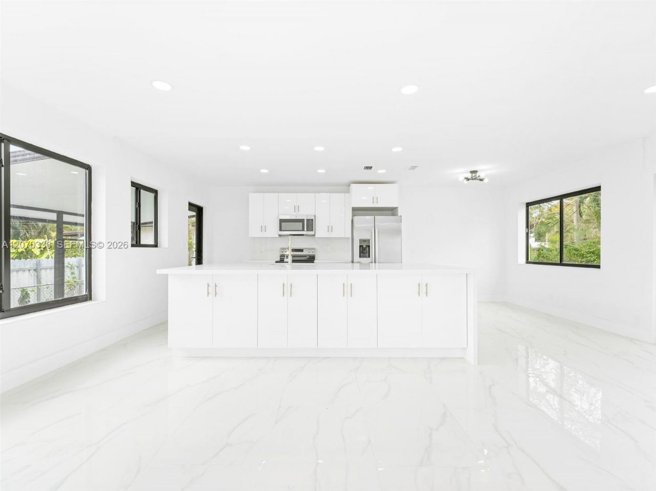 2500 SW 23rd Ter , Miami, FL 33145 Photo