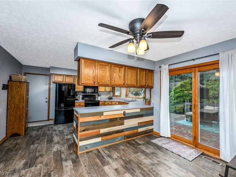 829 Dan Avenue, Canal Fulton, OH 44614 Photo 19