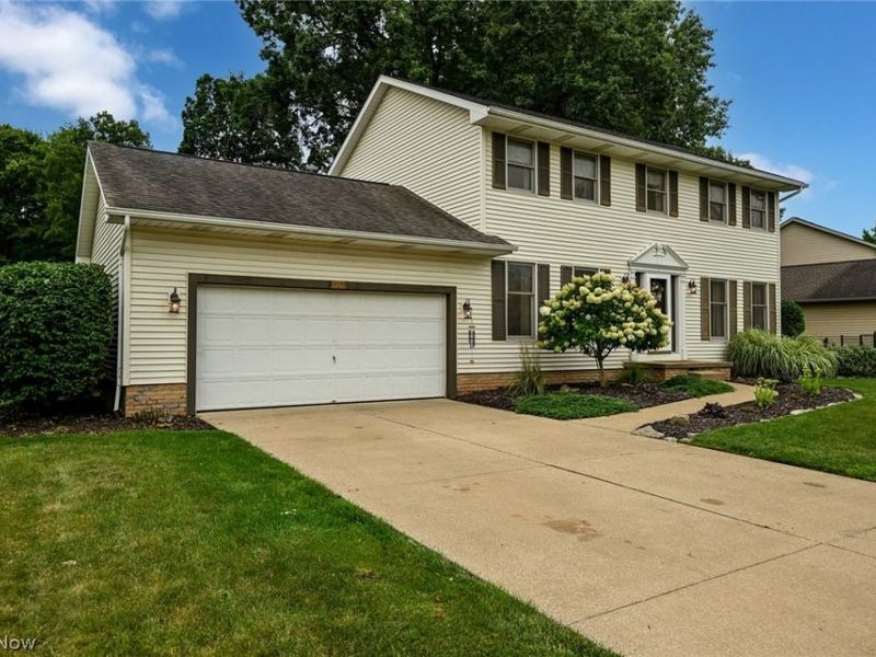 829 Dan Avenue, Canal Fulton, OH 44614 Photo 3