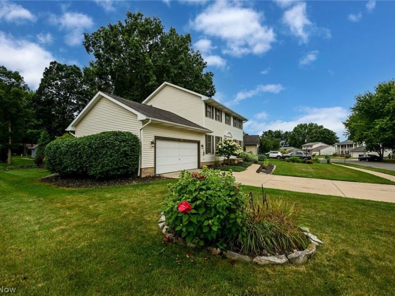 829 Dan Avenue, Canal Fulton, OH 44614 Photo 4