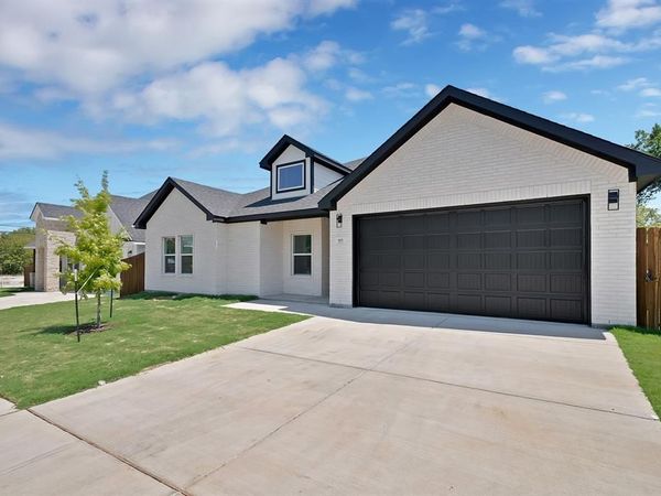 805 Tierney Road, Fort Worth, TX 76112