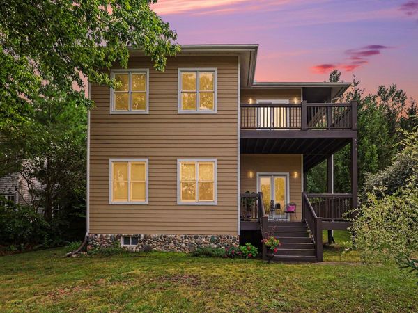7264 B Street, South Haven, MI 49090