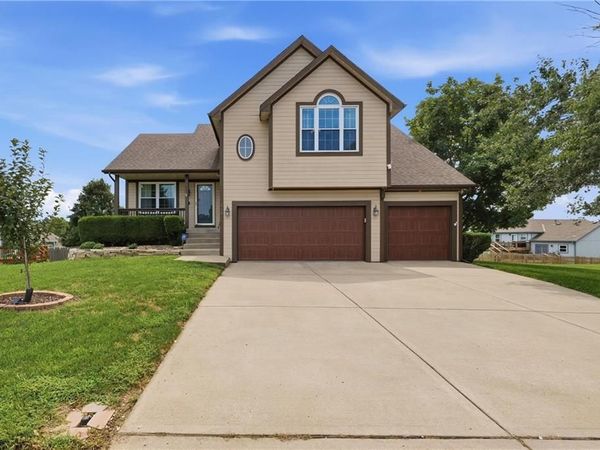519 Holt Drive, Liberty, MO 64068