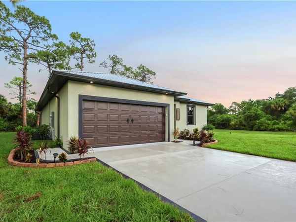 5033 Pinetree CIR , LABELLE, FL 33935