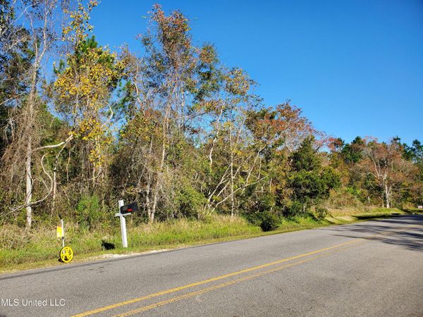 3098 Washington Street, Bay Saint Louis, MS 39520