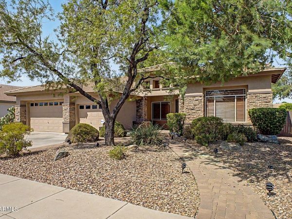 2740 S HONEYSUCKLE Lane, Gilbert, AZ 85295