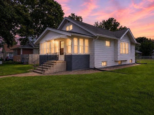 1023 Western Avenue, Waterloo, IA 50702