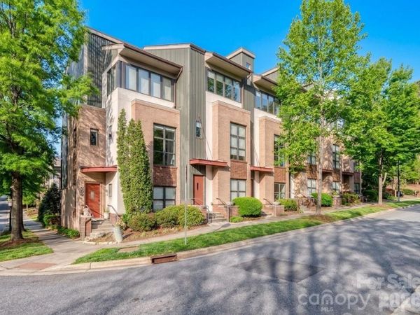 664 Garden District Drive , Charlotte, NC 28202