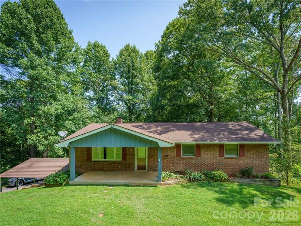 122 McCall Road , Pisgah Forest, NC 28768