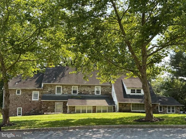1500 MEADOW HUNT LANE, NEWTOWN SQUARE, PA 19073