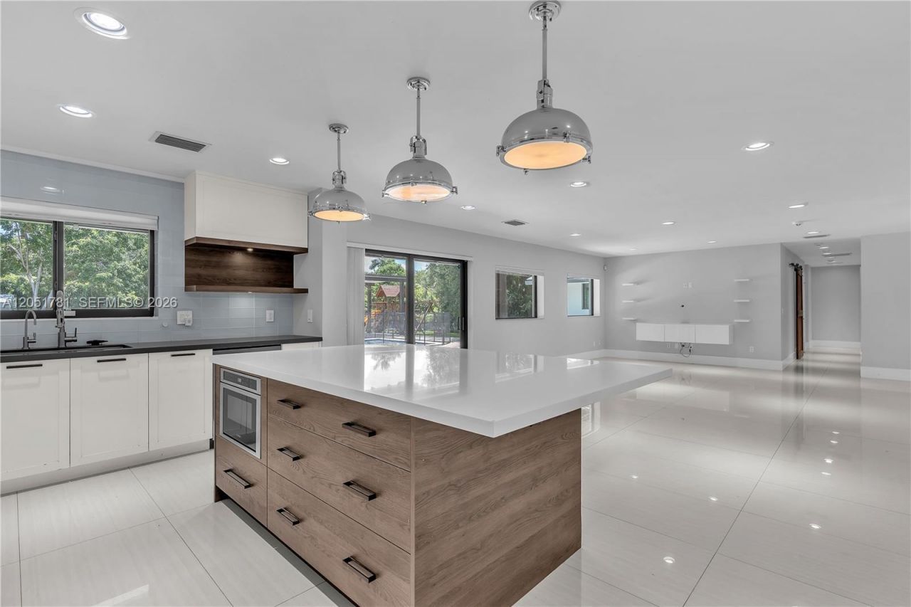 2700 SW 116th Ave, Davie, FL 33330 Photo