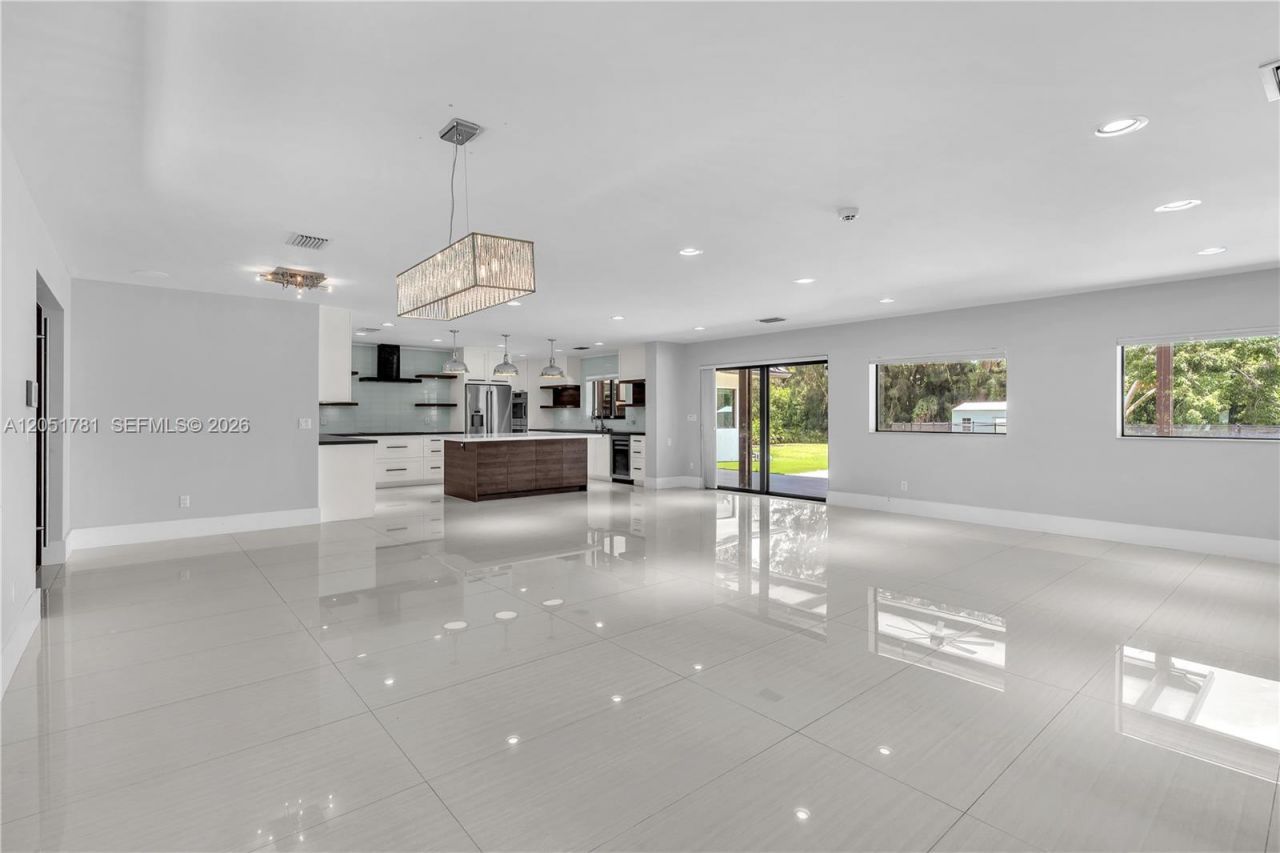 2700 SW 116th Ave, Davie, FL 33330 Photo