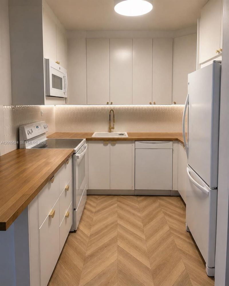 7441 Wayne Ave , Unit 3D, Miami Beach, FL 33141 Photo