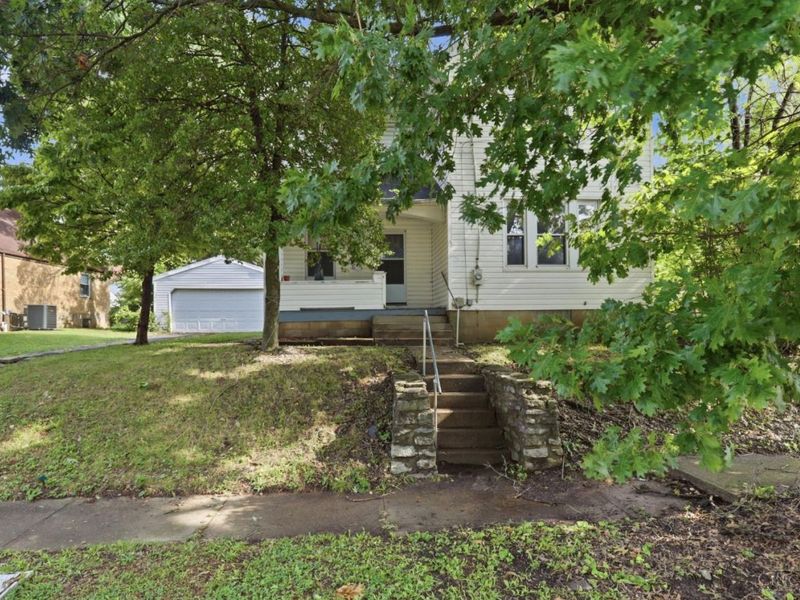 1530 Kinney Avenue, Springdale, OH 45231 Photo 1