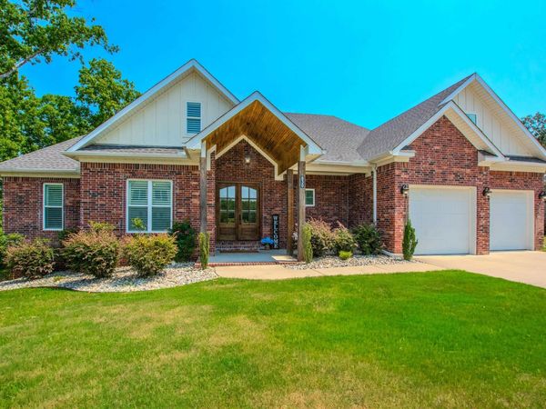 830 Grand Teton Drive, Benton, AR 72019