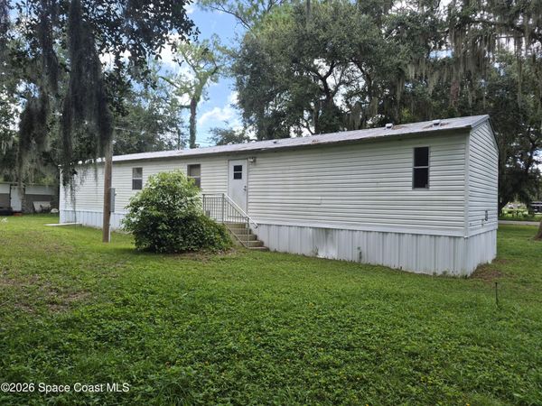 2472 Kingswood Drive , Mims, FL 32754