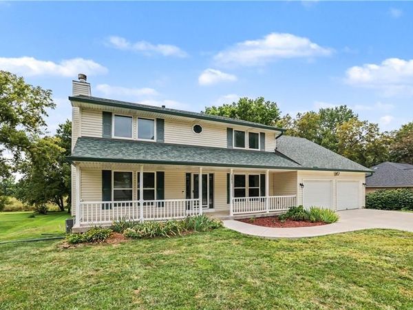 13835 Woodmont Avenue, Bonner Springs, KS 66012