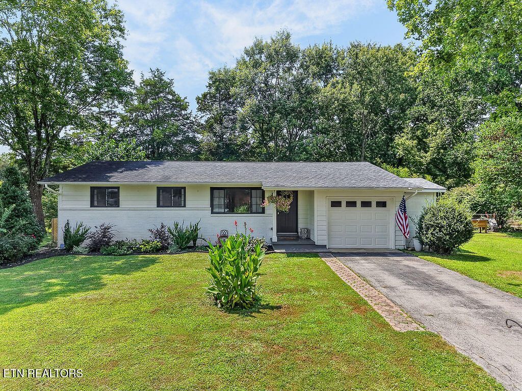 749 Cessna Rd, Knoxville, TN 37919 Main Photo