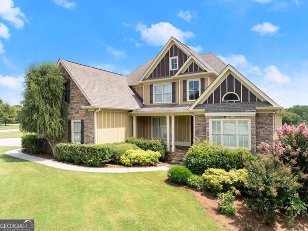 8510 Pintail Court, Lula, GA 30554