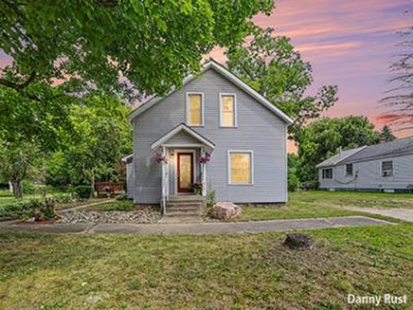 213 E 2nd Street, Scottville, MI 49454