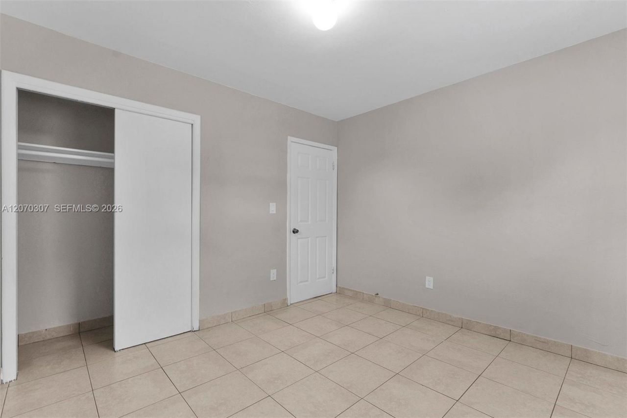 551 NW 30th Ter, Fort Lauderdale, FL 33311 Photo