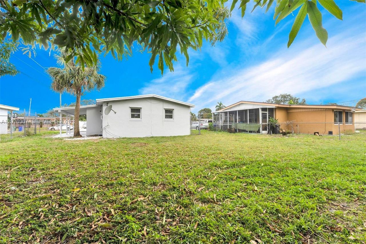 551 NW 30th Ter, Fort Lauderdale, FL 33311 Photo
