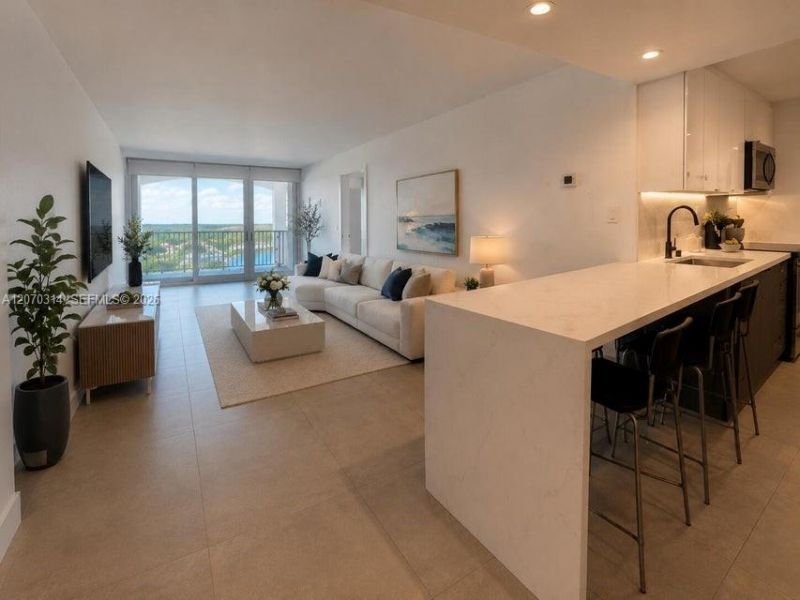 5401 Collins Ave , Unit 620, Miami Beach, FL 33140 Photo