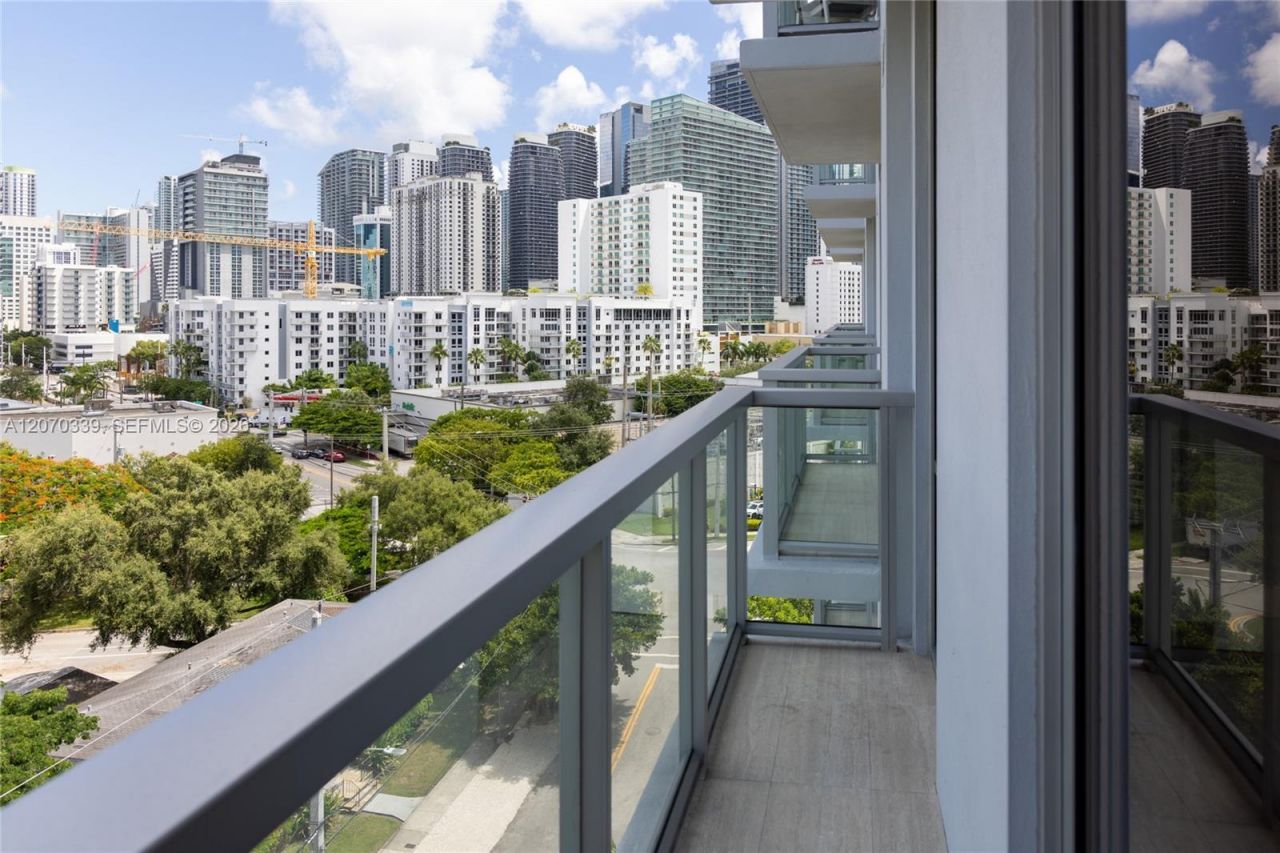 1611 SW 2 Ave, Unit 709, Miami, FL 33129 Photo