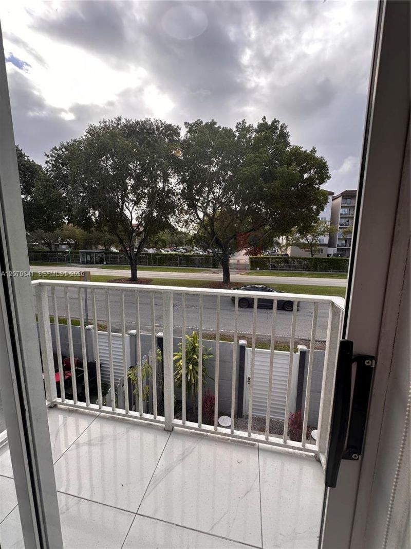 7999 SW 152nd Ave , Unit 608-6, Miami, FL 33193 Photo