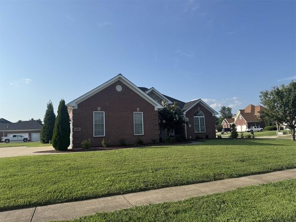 309 Eureka Way , Bowling Green, KY 42104