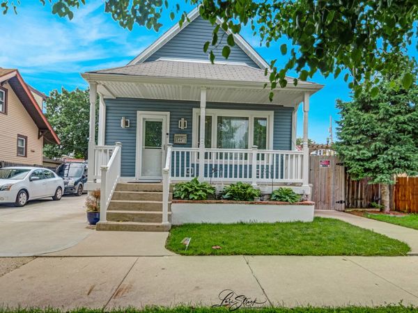 5441 S Hunt Avenue , Summit, IL 60501
