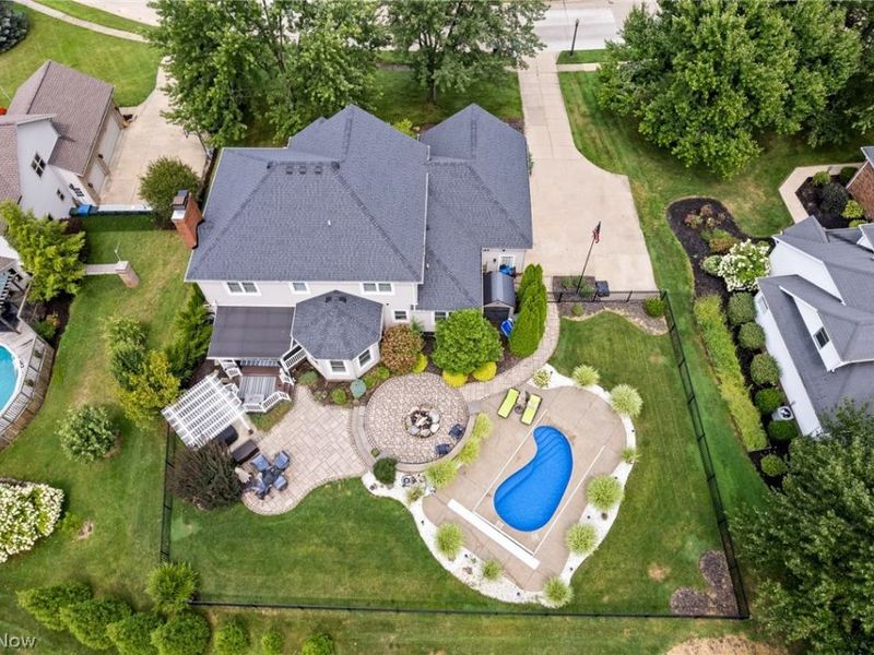 1220 Ashwood Road, Green, OH 44312 Photo 1