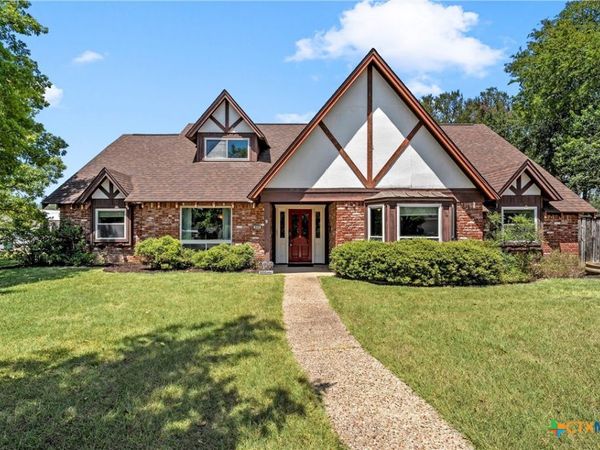 400 E 22nd Avenue , Belton, TX 76513