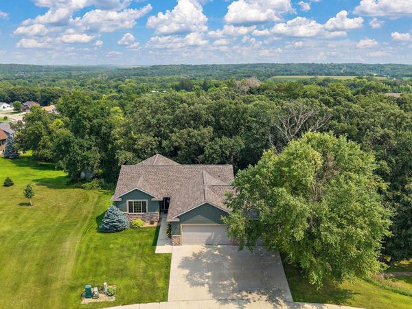 2823 Dunlap Lane SE, Rochester, MN 55904