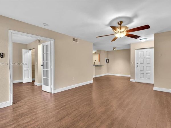 2850 N Oakland Forest Dr , Unit 208, Oakland Park, FL 33309
