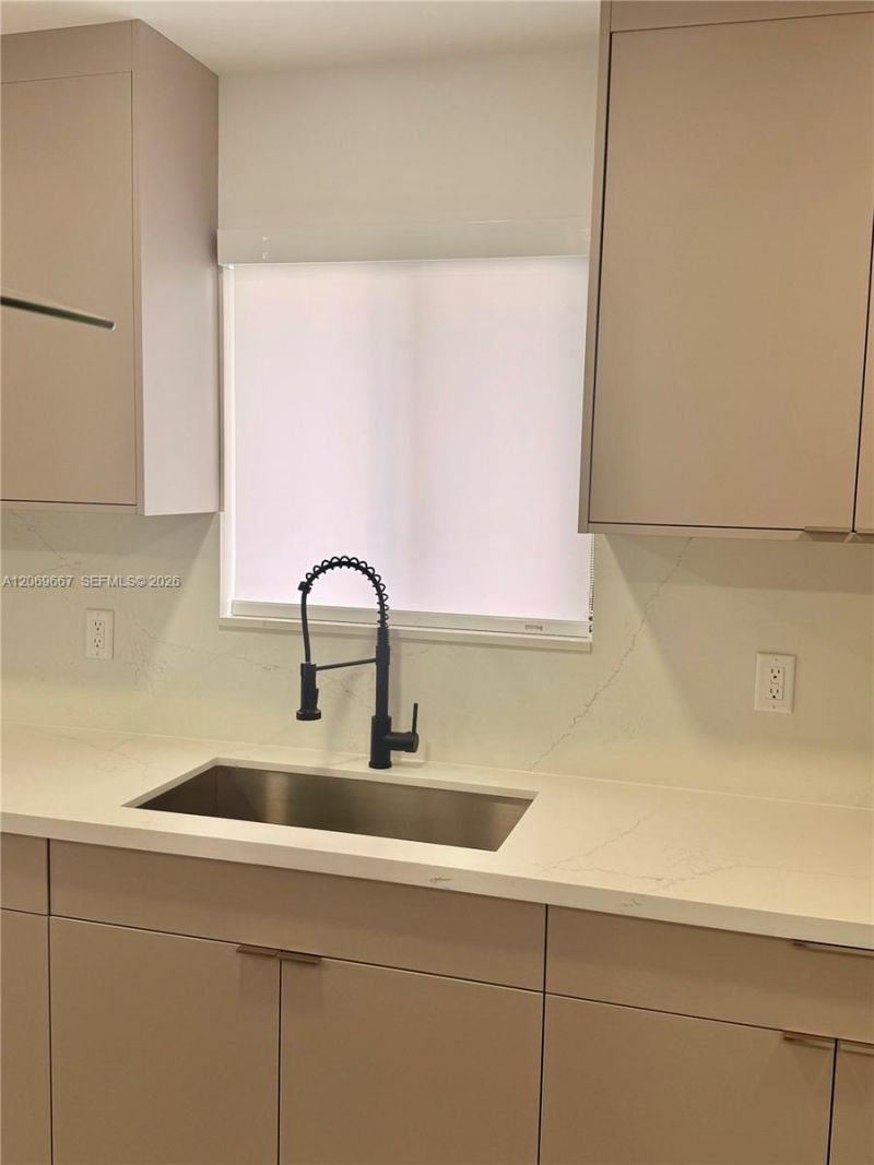 2420 NW 154th St , Unit ., Miami Gardens, FL 33054 Photo