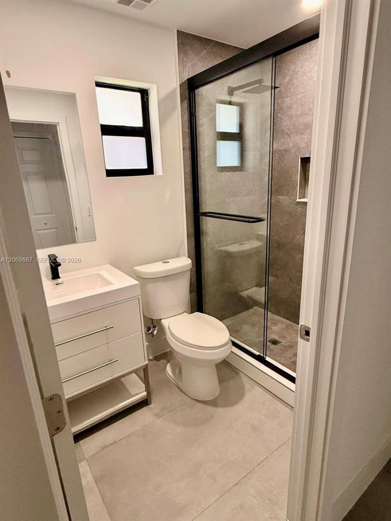 2420 NW 154th St , Unit ., Miami Gardens, FL 33054 Photo
