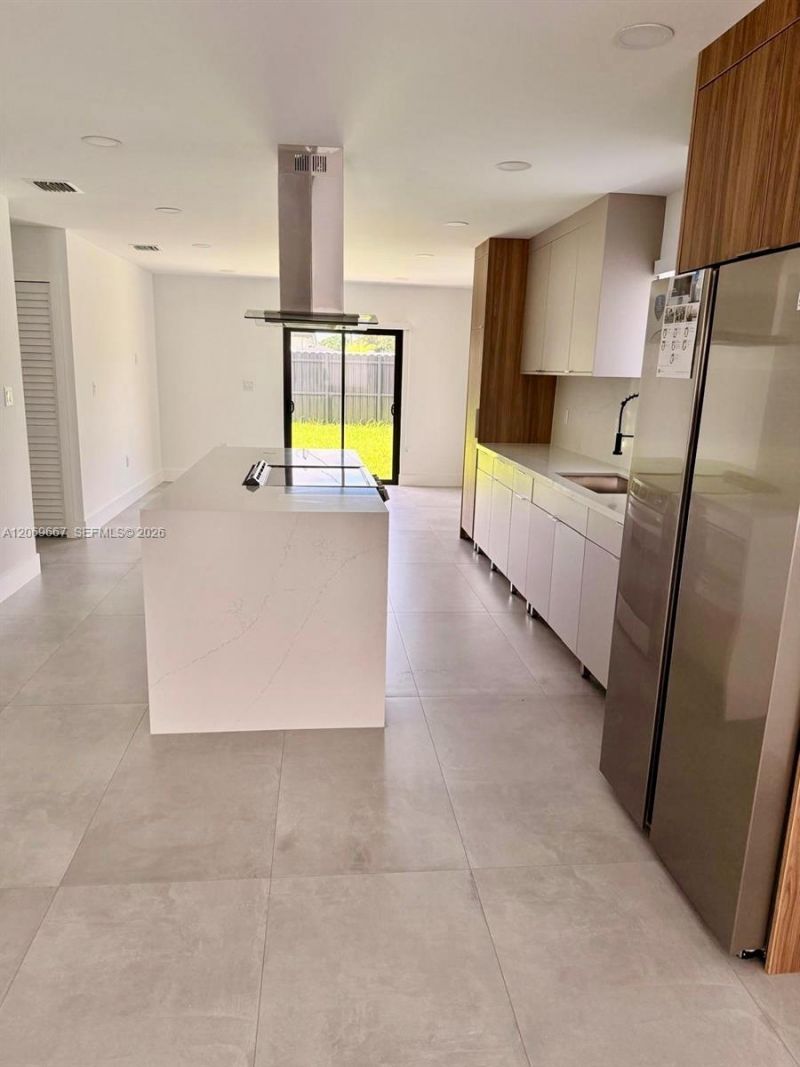2420 NW 154th St , Unit ., Miami Gardens, FL 33054 Photo