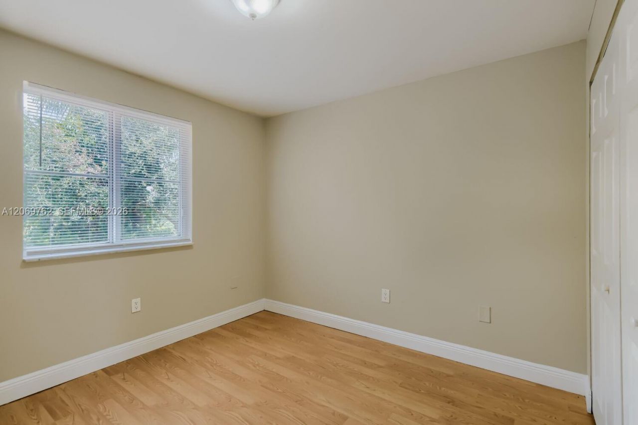 7663 N Southwood, Davie, FL 33328 Photo