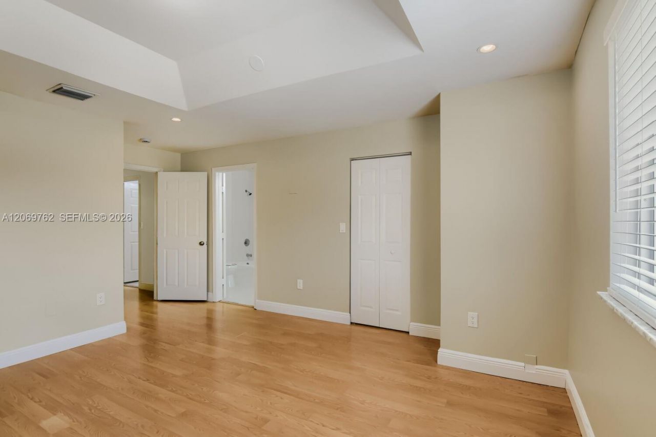7663 N Southwood, Davie, FL 33328 Photo