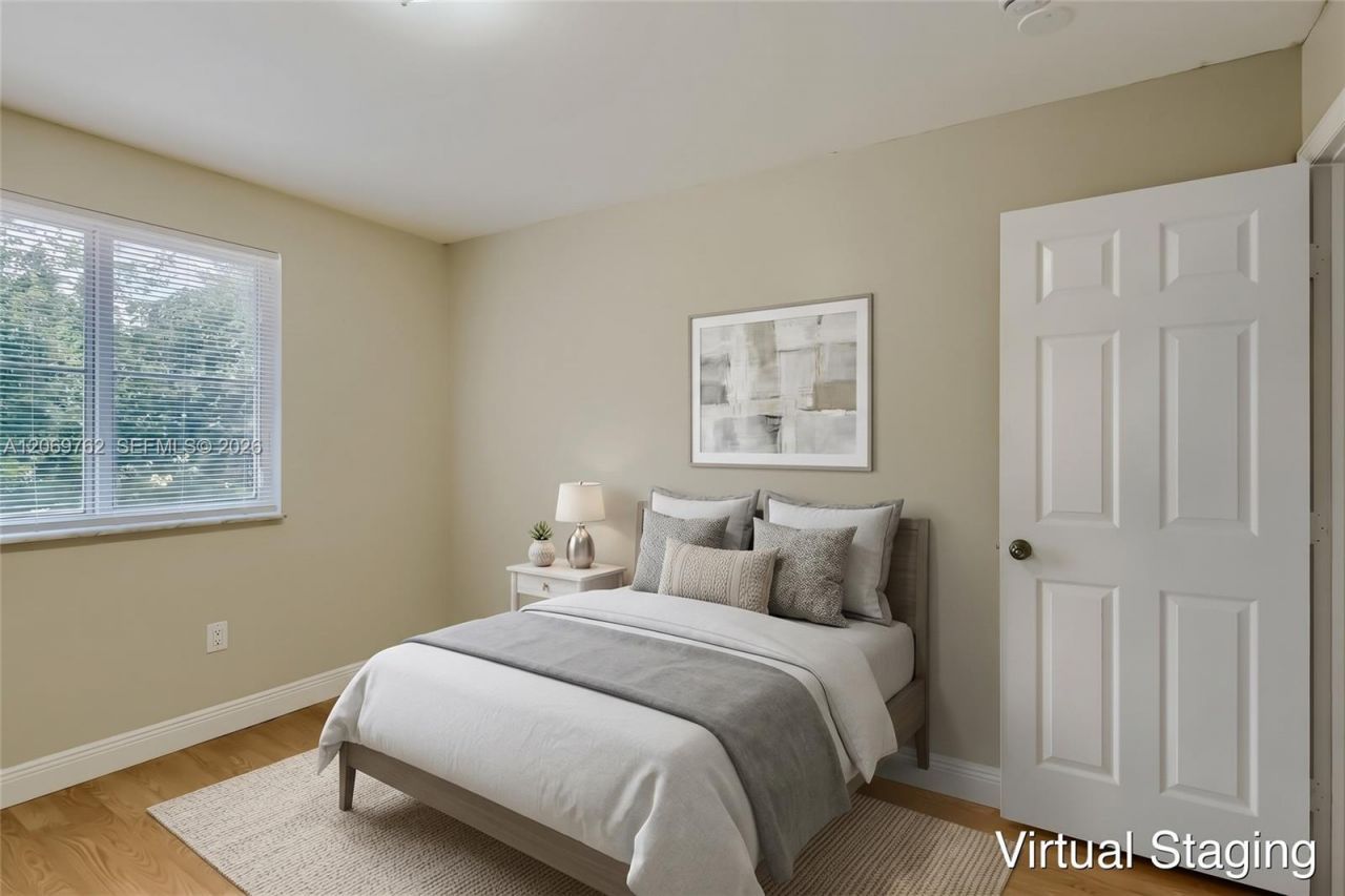 7663 N Southwood, Davie, FL 33328 Photo
