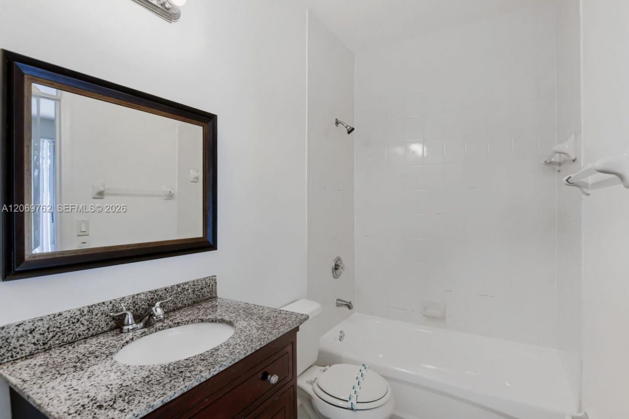 7663 N Southwood, Davie, FL 33328 Photo