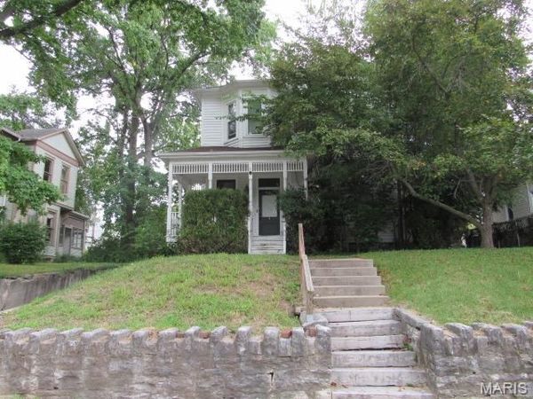 723 Alby Street , Alton, IL 62002