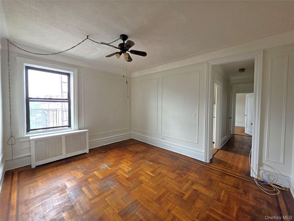 31-14 Crescent Street , Unit 7D, Astoria, NY 11106