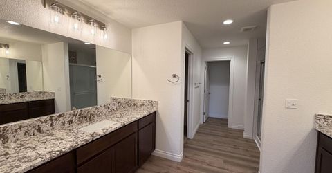 18659 Village Center Drive, Reno, NV 89508 Photo