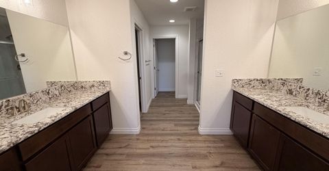 18659 Village Center Drive, Reno, NV 89508 Photo