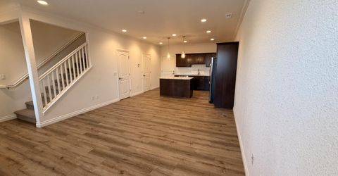 18659 Village Center Drive, Reno, NV 89508 Photo